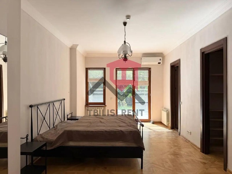 Apartment, 3 bedrooms · Mtatsminda — photo 5