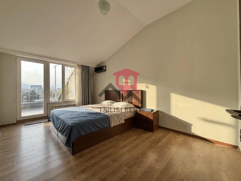 Apartment, 3 bedrooms · Vake — photo 4