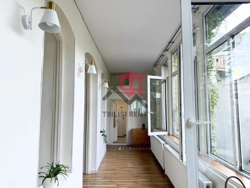 Apartment, 2 bedrooms · Mtatsminda — photo 4