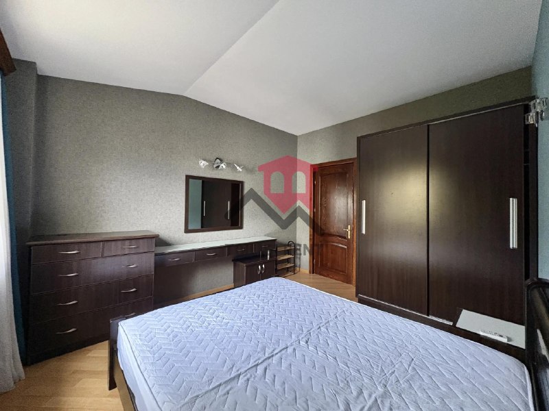 Apartment, 3 bedrooms · Vake — photo 4