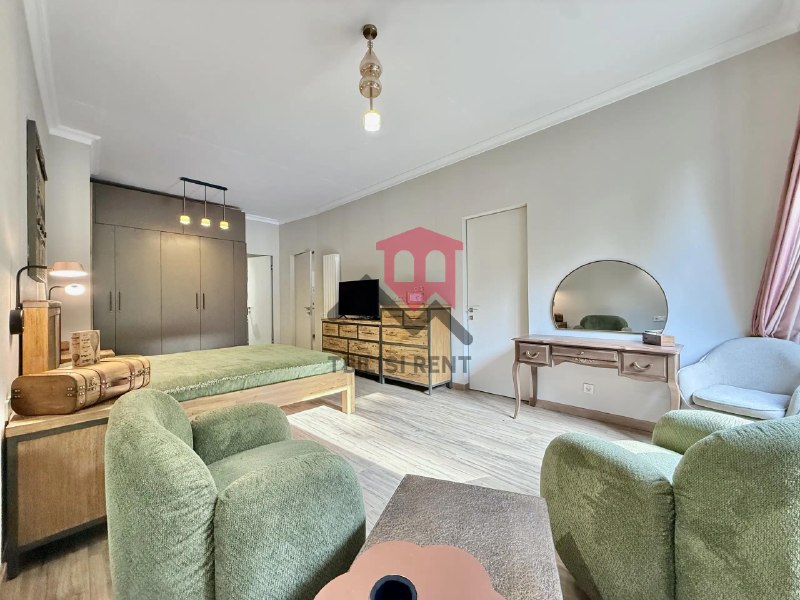 Apartment, 2 bedrooms · Vake — photo 2