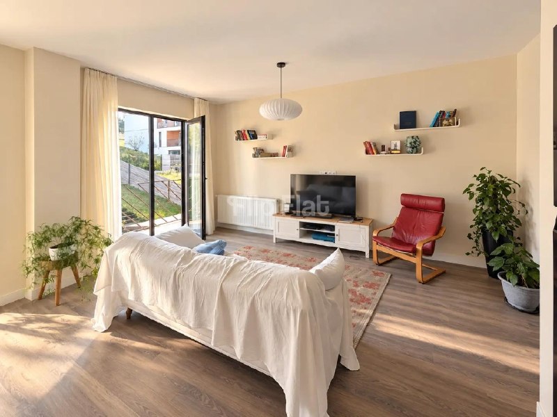 Apartment, 2 bedrooms · Vake — photo 2