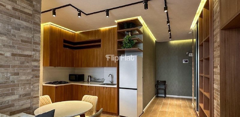 Apartment, 2 bedrooms · Mtatsminda — photo 1