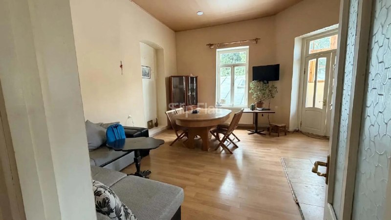 Apartment, 3 bedrooms · Sololaki — photo 2