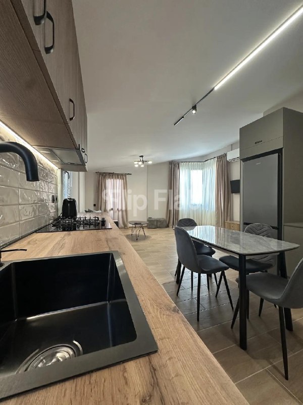 Apartment, 2 bedrooms · Avlabari — photo 1