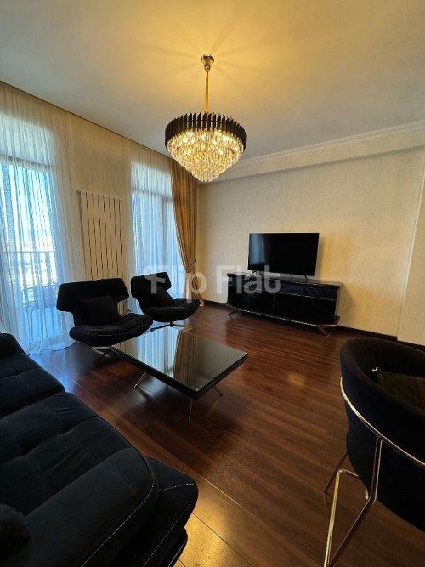 Apartment, 3 bedrooms · Vake — photo 2