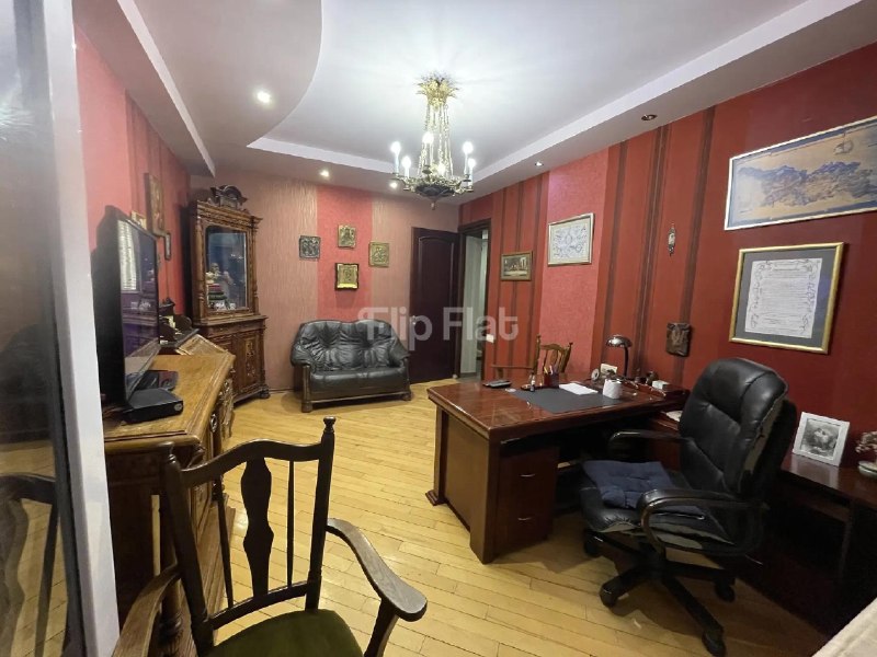 ბინა, 4 საძინებელი · საბურთალო — ფოტო 5