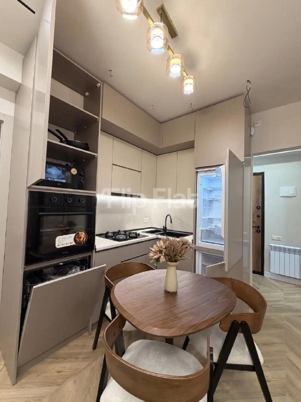 Apartment, 2 bedrooms · Saburtalo — photo 1