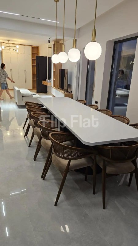 House, 4 bedrooms · Saburtalo — photo 2