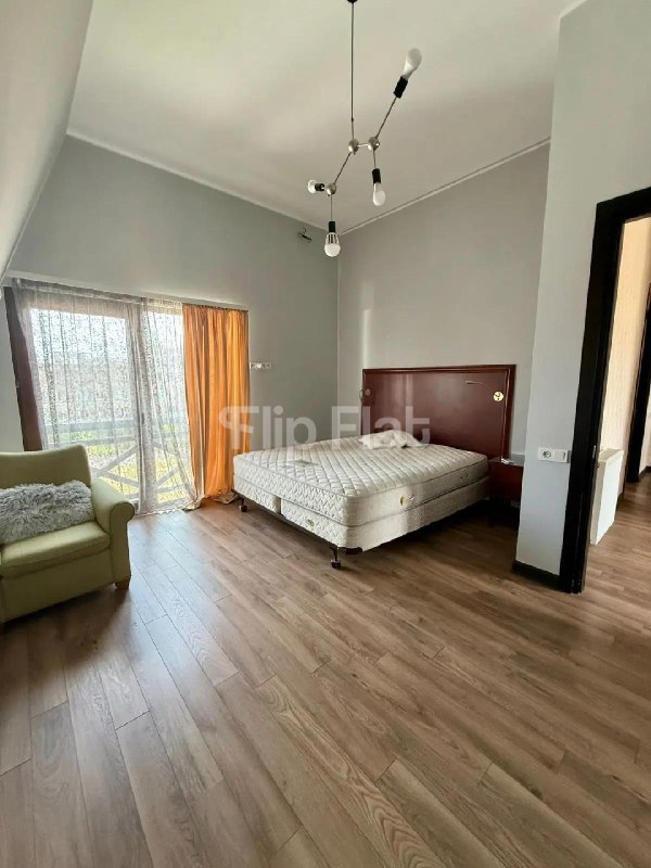 House, 3 bedrooms · Vake — photo 4