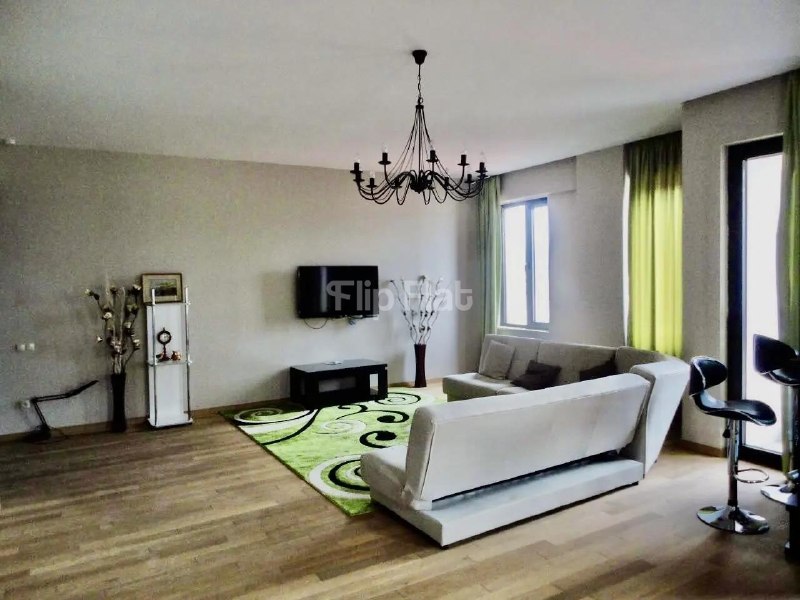 ბინა, 2 საძინებელი · მთაწმინდა — ფოტო 4