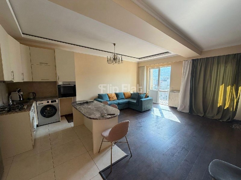 Apartment, 3 bedrooms · Saburtalo — photo 2