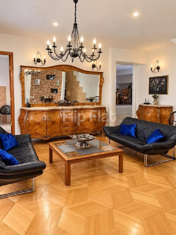 Apartment, 4 bedrooms · Avlabari — photo 2