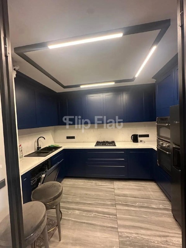 Apartment, 2 bedrooms · Mtatsminda — photo 1