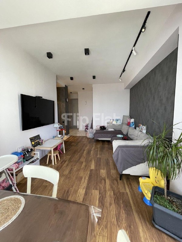 Apartment, 3 bedrooms · Saburtalo — photo 2