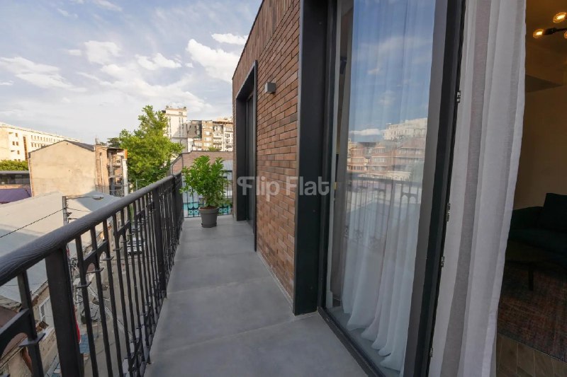 Apartment, 1 bedroom · Mtatsminda — photo 4