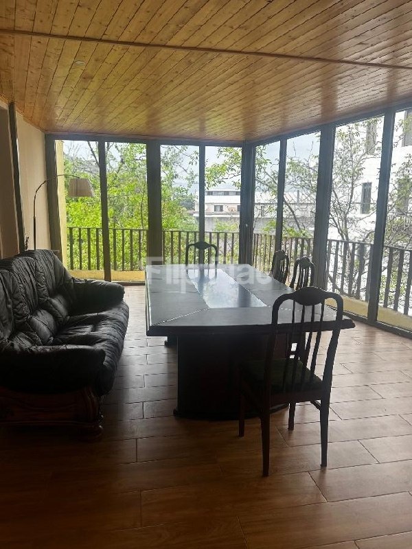 Apartment, 3 bedrooms · Vake — photo 2