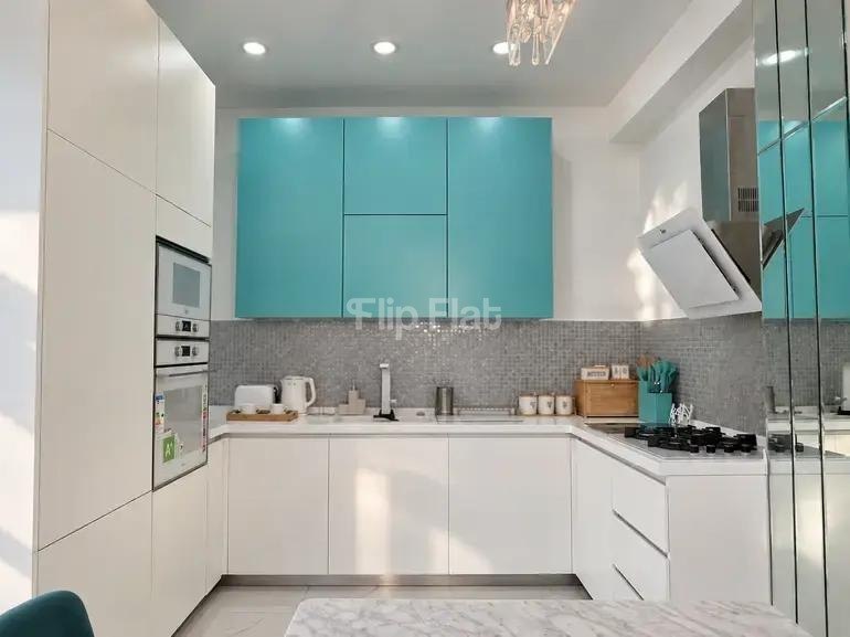 Apartment, 2 bedrooms · Saburtalo — photo 2