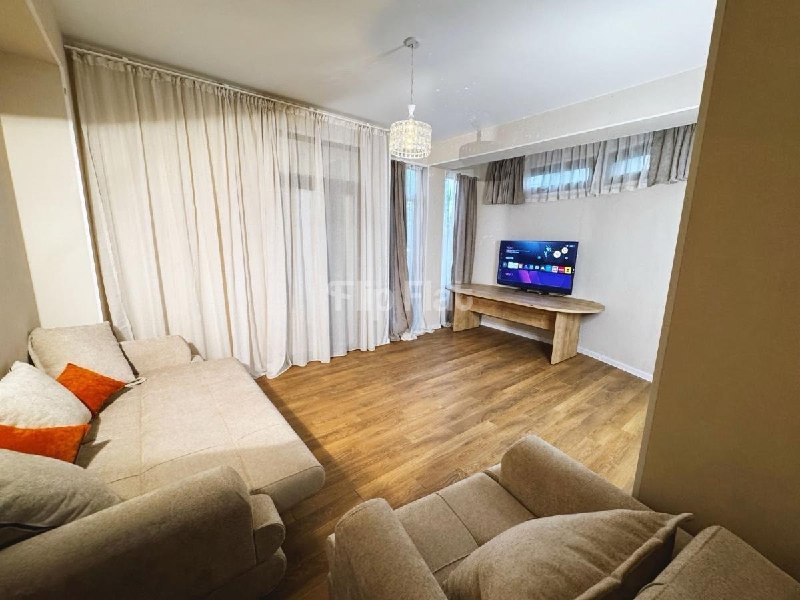 Apartment, 3 bedrooms · Vake — photo 2