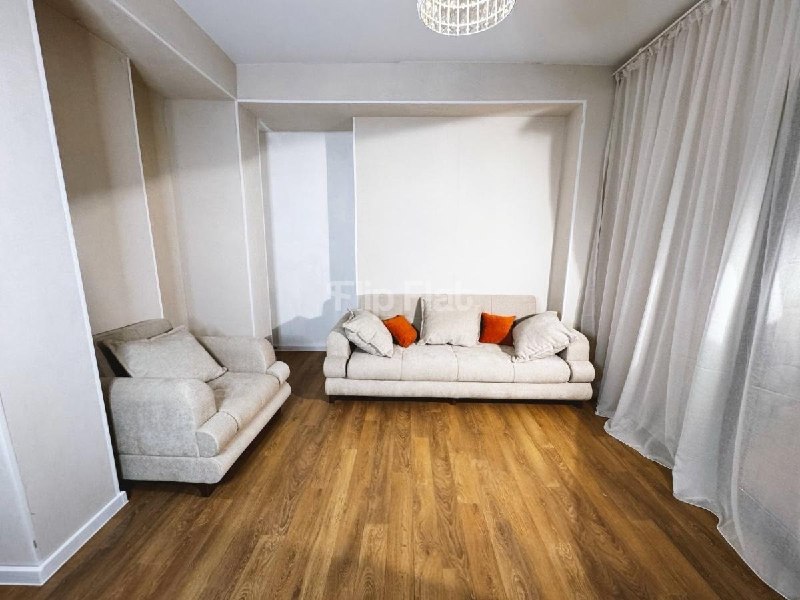 Apartment, 3 bedrooms · Vake — photo 4