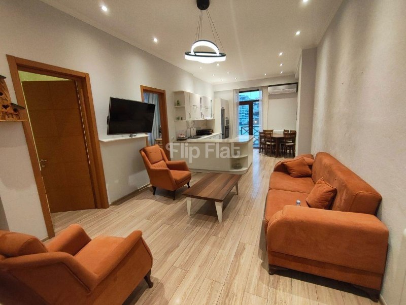 Apartment, 3 bedrooms · Vake — photo 1