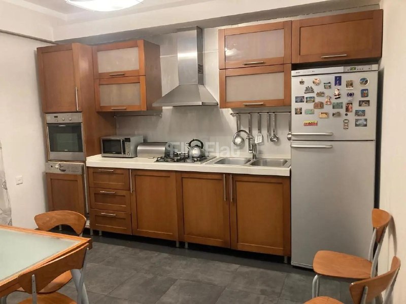 Apartment, 3 bedrooms · Vake — photo 1