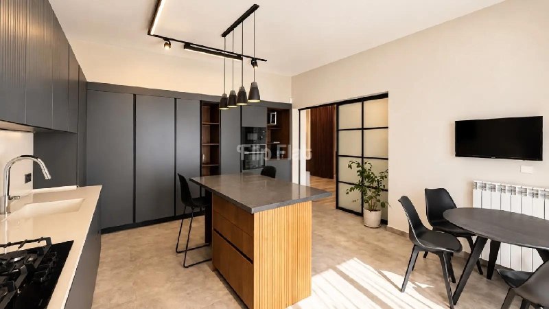 Apartment, 3 bedrooms · Saburtalo — photo 1