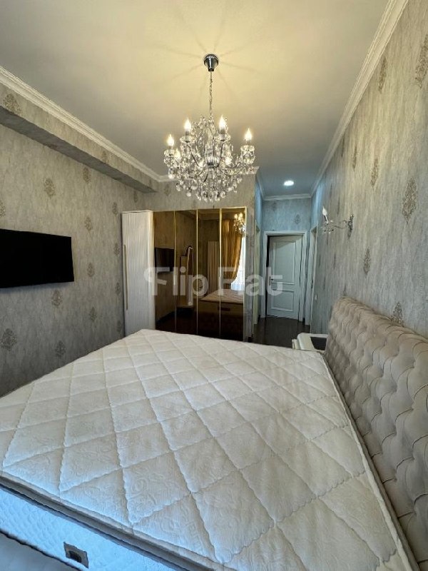 Apartment, 3 bedrooms · Vake — photo 4