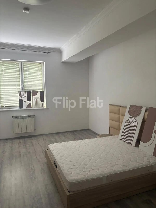 Apartment, 6 bedrooms · Vake — photo 5