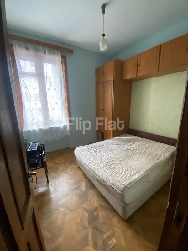 ბინა, 4 საძინებელი · ვაკე — ფოტო 4