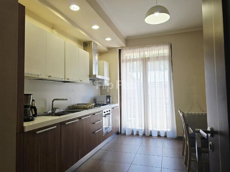 Apartment, 2 bedrooms · Mtatsminda — photo 1