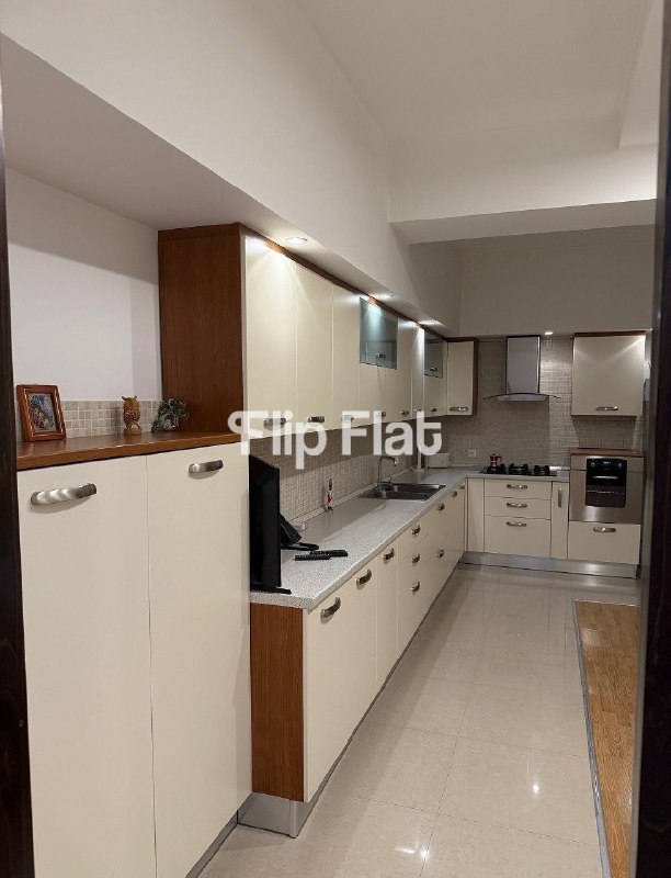 Apartment, 2 bedrooms · Vake — photo 2