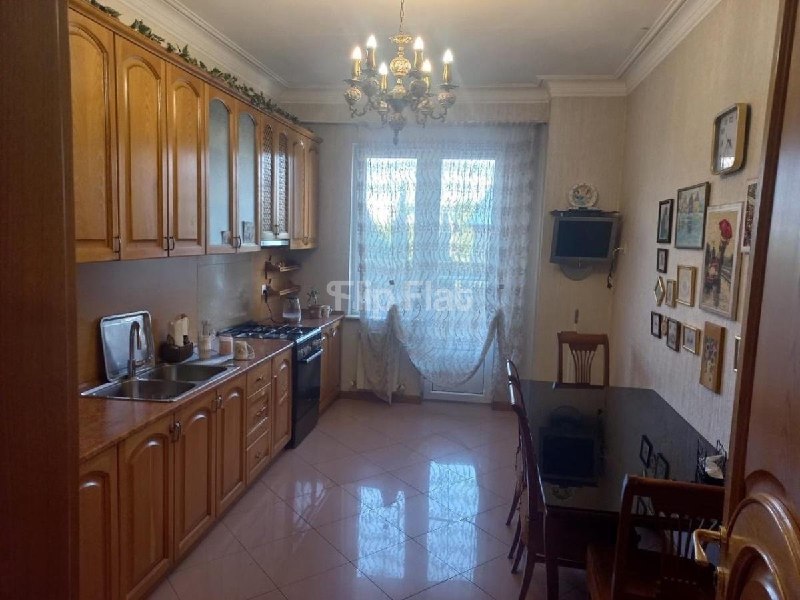 Apartment, 2 bedrooms · Saburtalo — photo 1