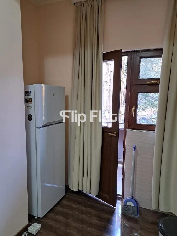 Apartment, 3 bedrooms · Vake — photo 3