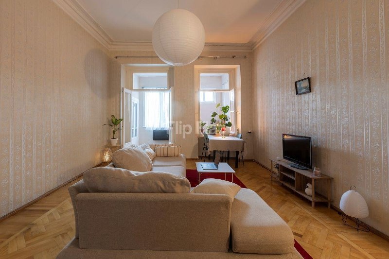 Apartment, 2 bedrooms · Mtatsminda — photo 3