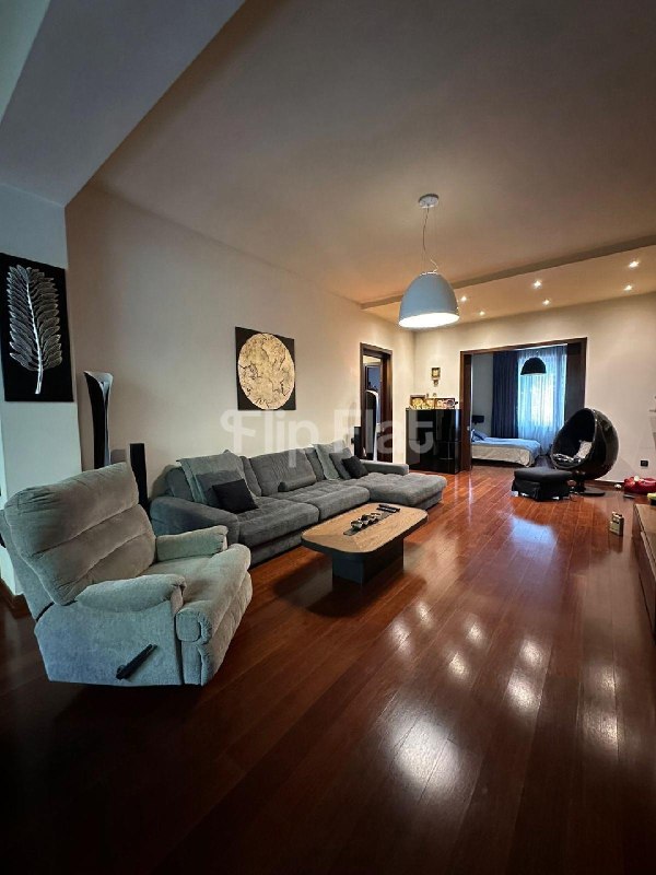 Apartment, 4 bedrooms · Saburtalo — photo 4