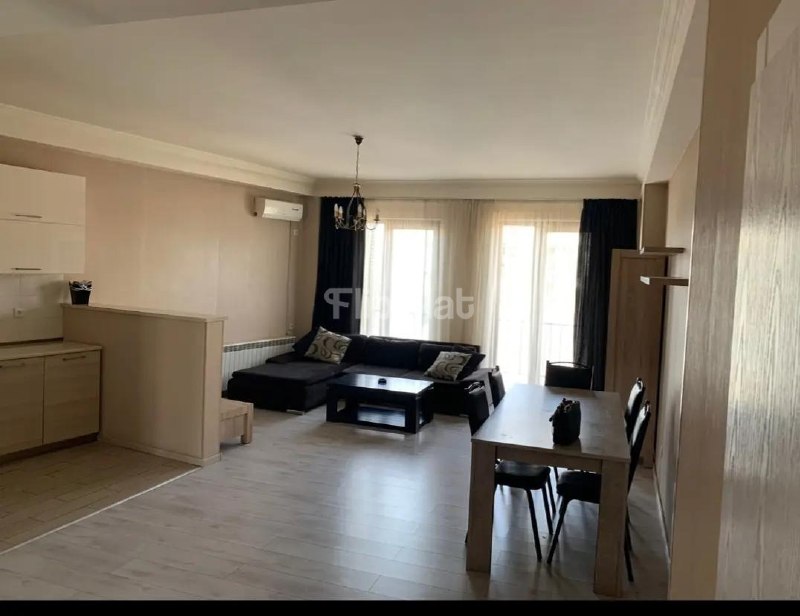 ბინა, 2 საძინებელი · ვერა — ფოტო 4