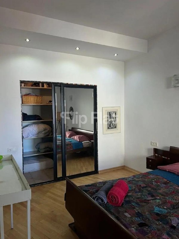 Apartment, 2 bedrooms · Mtatsminda — photo 4