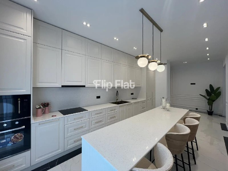 Apartment, 3 bedrooms · Saburtalo — photo 1