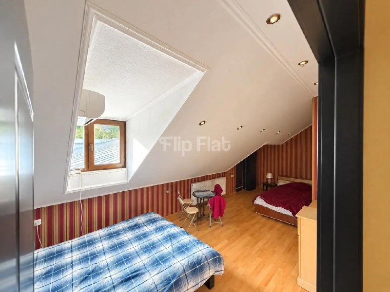 Apartment, 3 bedrooms · Mtatsminda — photo 4