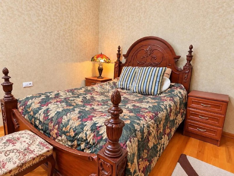 Apartment, 3 bedrooms · Mtatsminda — photo 5