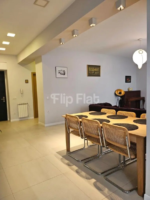 Apartment, 2 bedrooms · Mtatsminda — photo 3