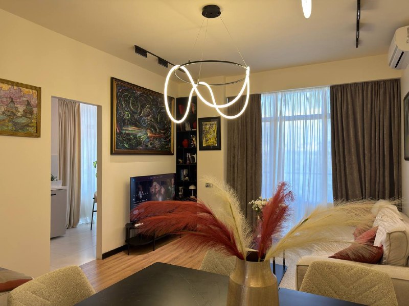 Apartment 93 m², 3 rooms — photo 1