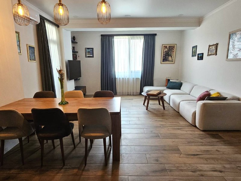Apartment 96 m², 3 rooms — photo 1