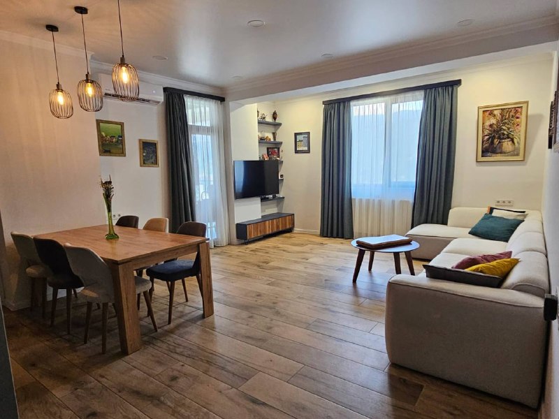 Apartment 96 m², 3 rooms — photo 2