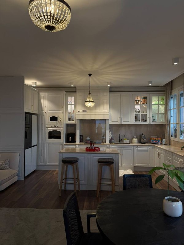 Apartment 127 m², 3 rooms — photo 1