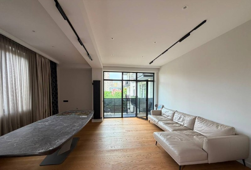 Apartment 117 m², 4 rooms — photo 2