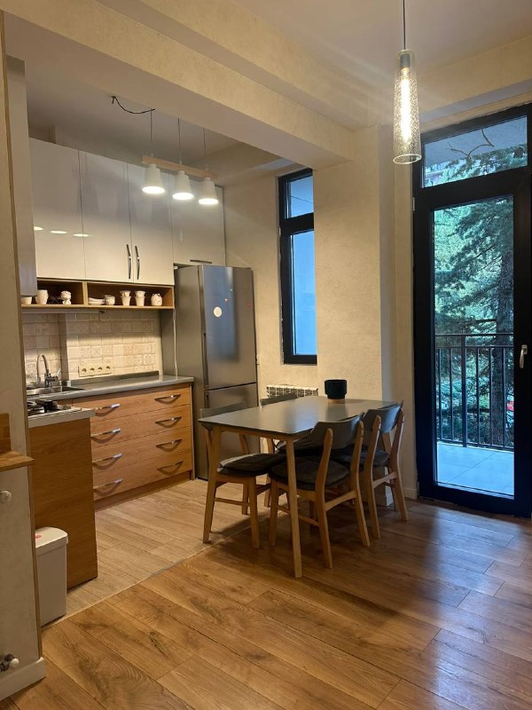 Apartment 76 m², 3 rooms — photo 2