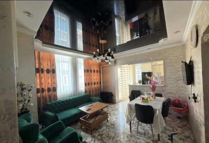 Apartment 70 m², 3 rooms — photo 1