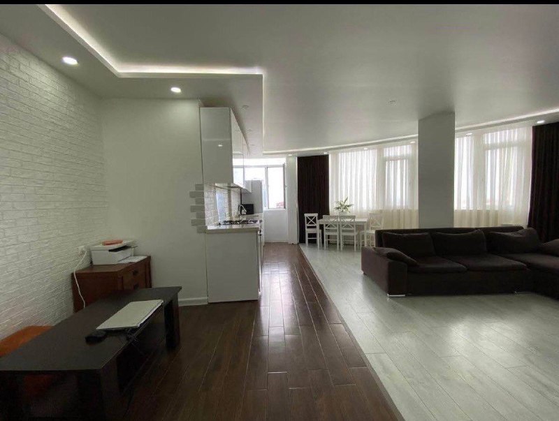 Apartment 76 m², 2 rooms — photo 4